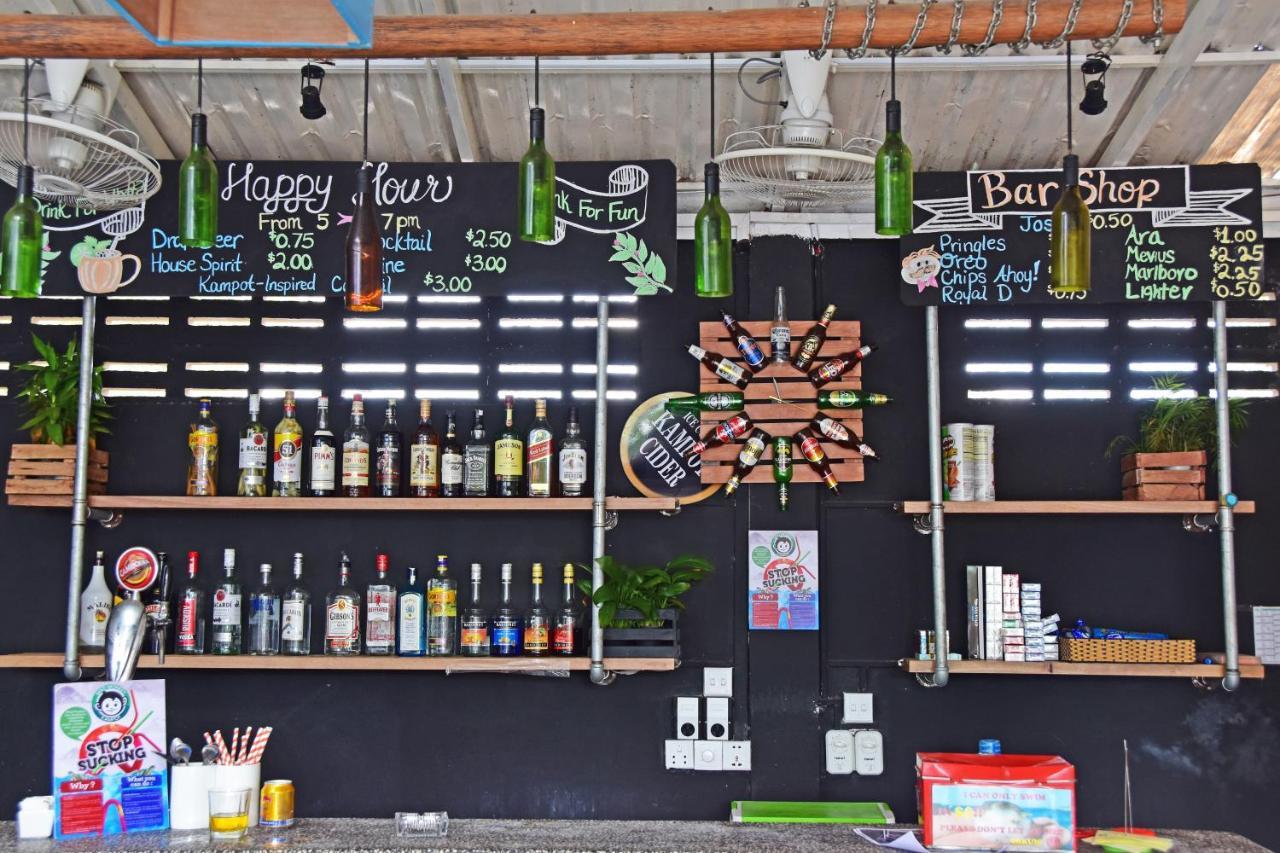Mad Monkey Hostel Kampot (Adults Only) Ngoại thất bức ảnh